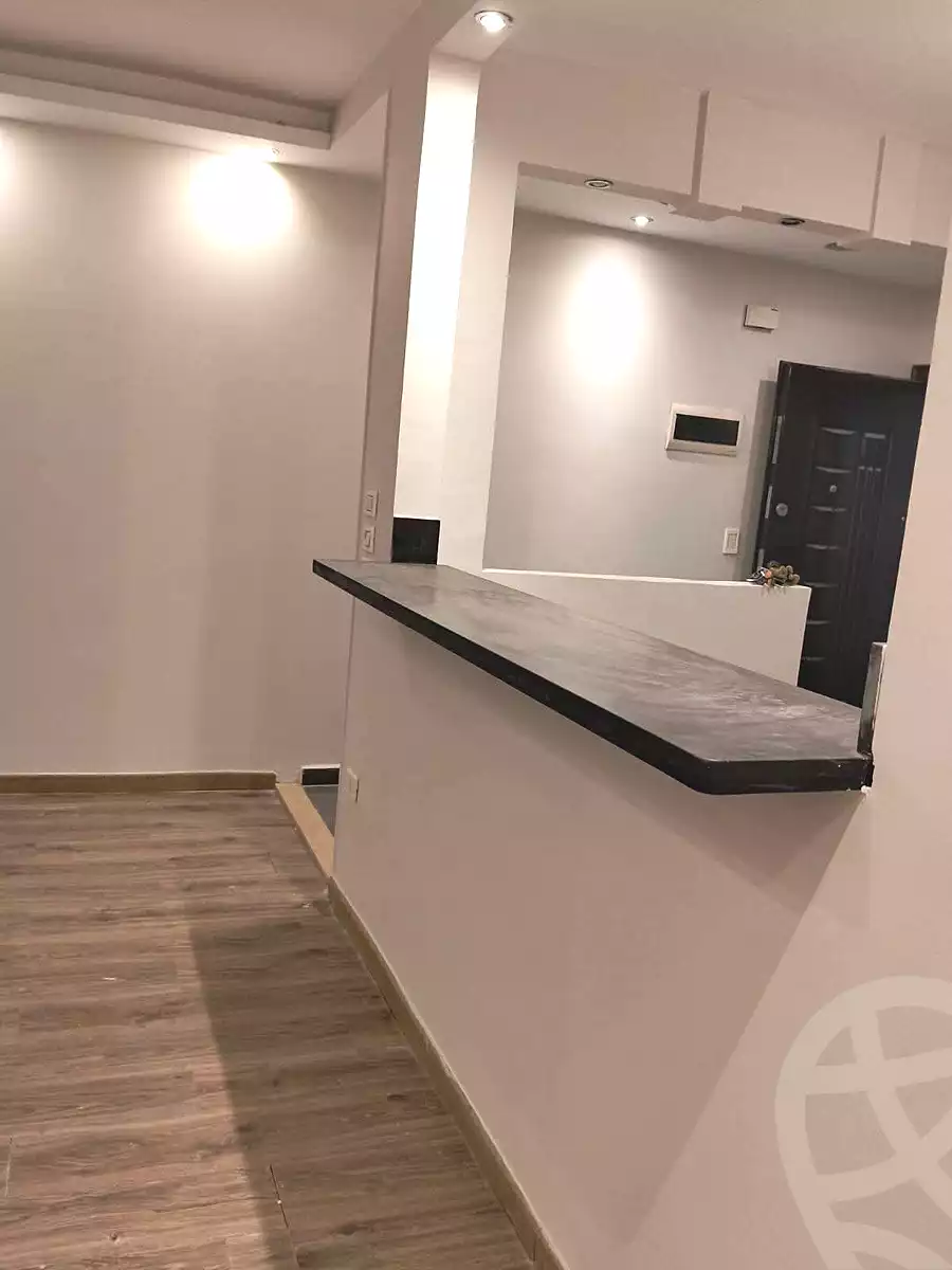 https://aqarmap.com.eg/en/listing/7248462-for-rent-cairo-helwan-sherif-st