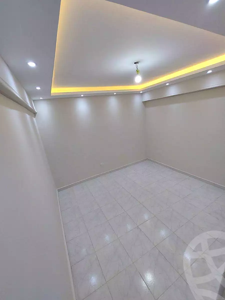 https://aqarmap.com.eg/en/listing/7245636-for-sale-alexandria-sydy-bshr-sydy-bshr-bhry-shr-mhmwd-l-yswy