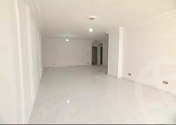 https://aqarmap.com.eg/ar/listing/7248765-for-rent-alexandria-smouha-mostafa-kamel-st