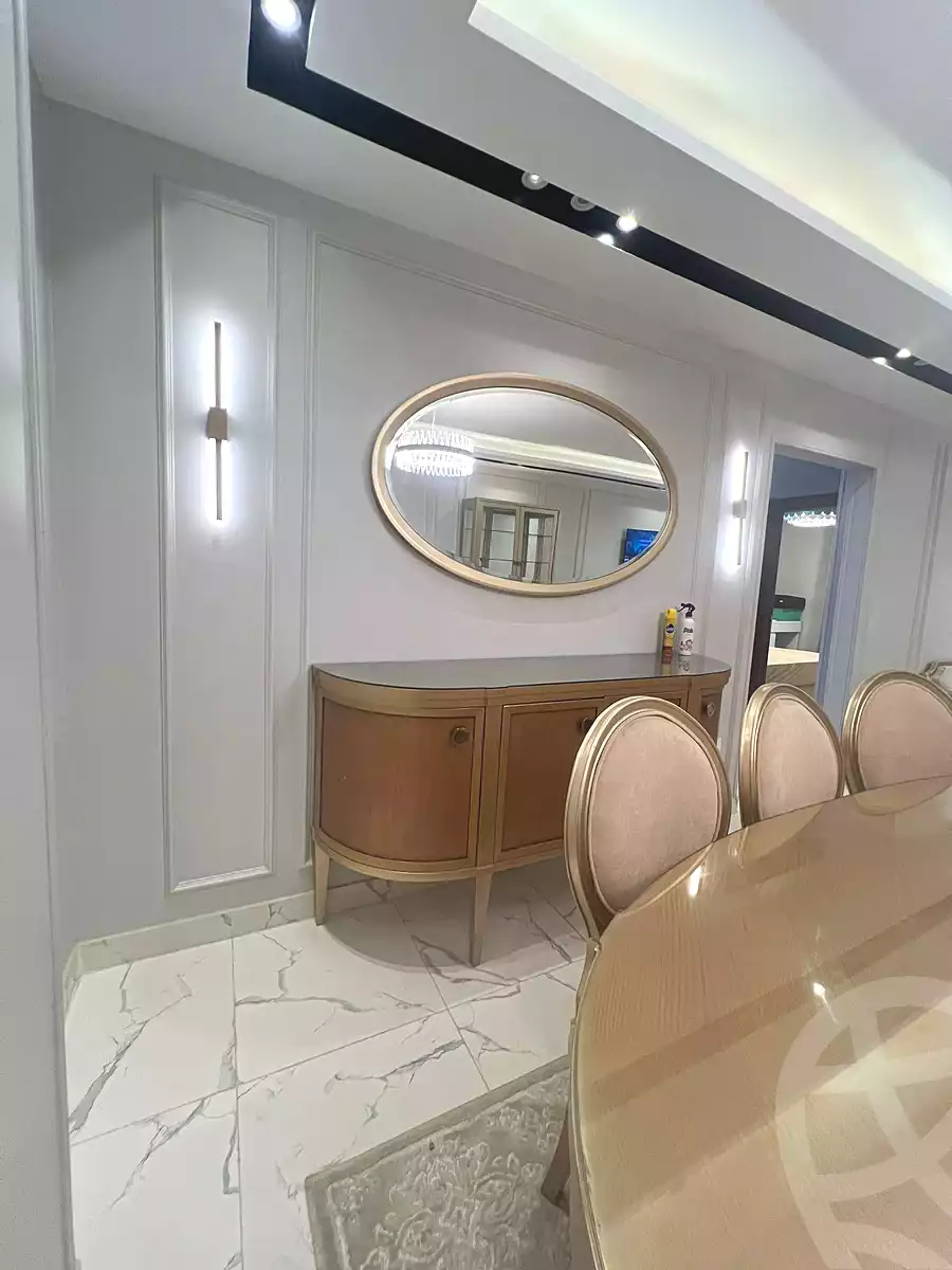 https://aqarmap.com.eg/ar/listing/7248782-for-sale-cairo-el-sheikh-zayed-city-mntq-fr-y-bmdyn-lshykh-zyd