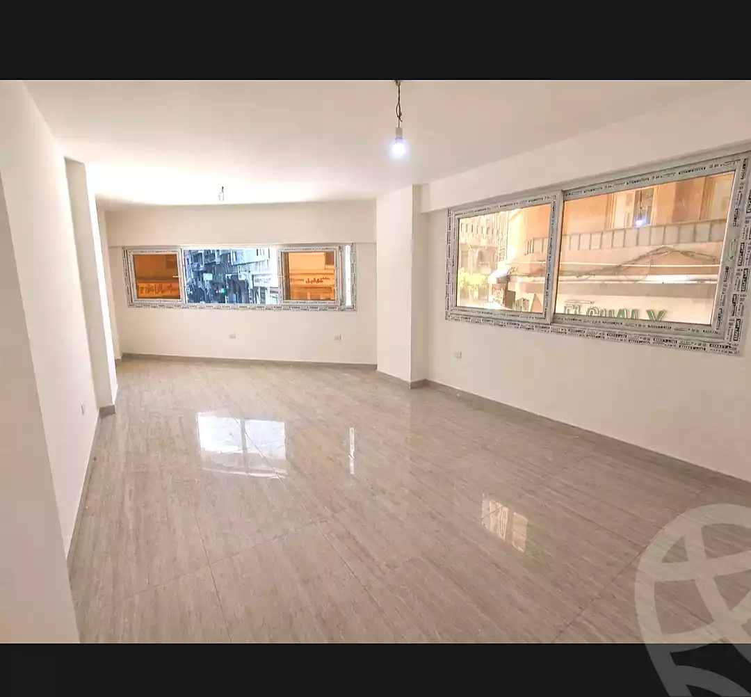 https://aqarmap.com.eg/ar/listing/7245543-for-sale-alexandria-sydy-bshr-sydy-bshr-bhry-shr-khld-bn-lwlyd