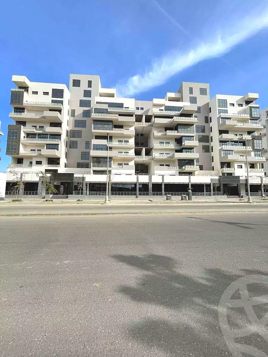 https://aqarmap.com.eg/ar/listing/7249292-for-sale-cairo-new-administrative-capital-r3-jade-park-compound-city-edge