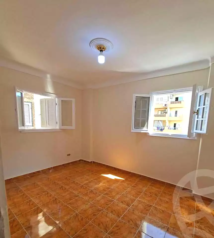 https://aqarmap.com.eg/ar/listing/7249380-for-sale-alexandria-el-asafra-shr-jml-bd-lnsr