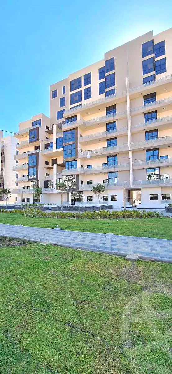 https://aqarmap.com.eg/ar/listing/7249352-for-sale-cairo-new-administrative-capital-r3-jade-park-compound-city-edge