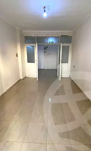 https://aqarmap.com.eg/ar/listing/7249575-for-rent-cairo-el-abbasiya-abdou-basha-al-sarayat-st