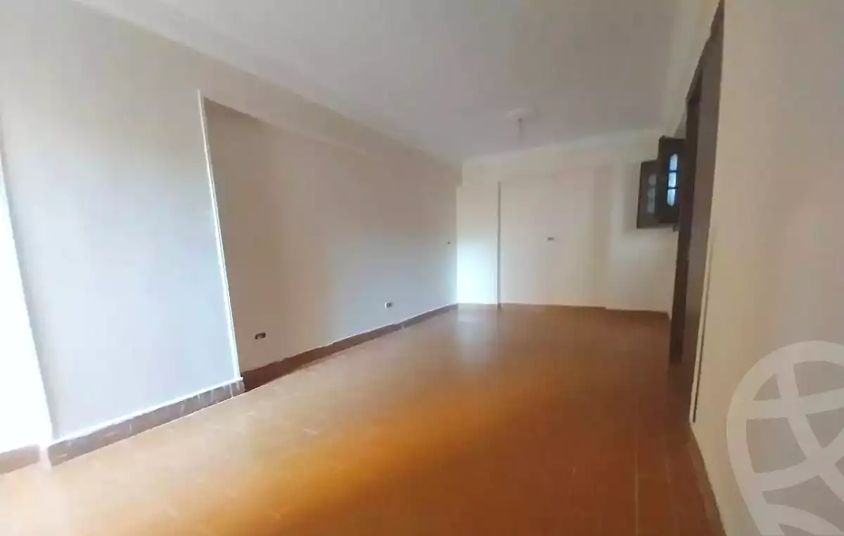 https://aqarmap.com.eg/en/listing/7250156-for-sale-alexandria-ganaklis-shr-bw-qyr-tryq-lhry
