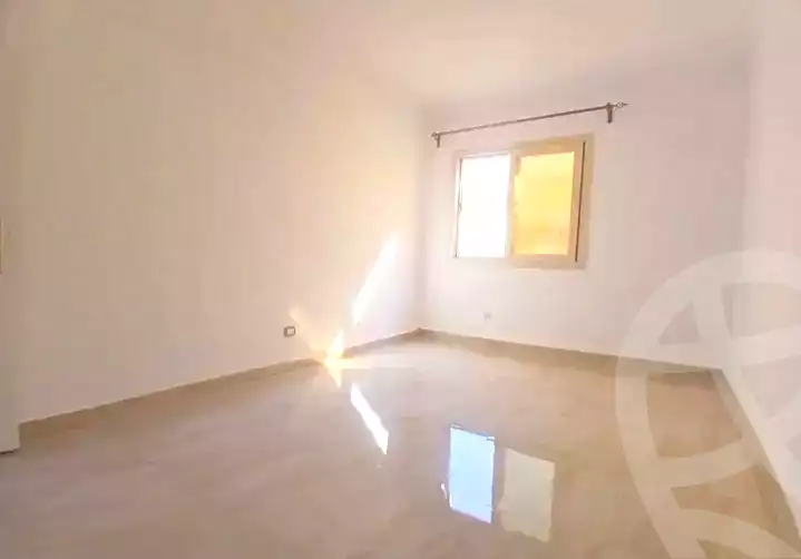 https://aqarmap.com.eg/en/listing/7250272-for-rent-alexandria-stanley-abd-el-aziz-fahmy-st