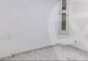 https://aqarmap.com.eg/ar/listing/7250410-for-rent-alexandria-al-agamy-shataa-el-nakheel