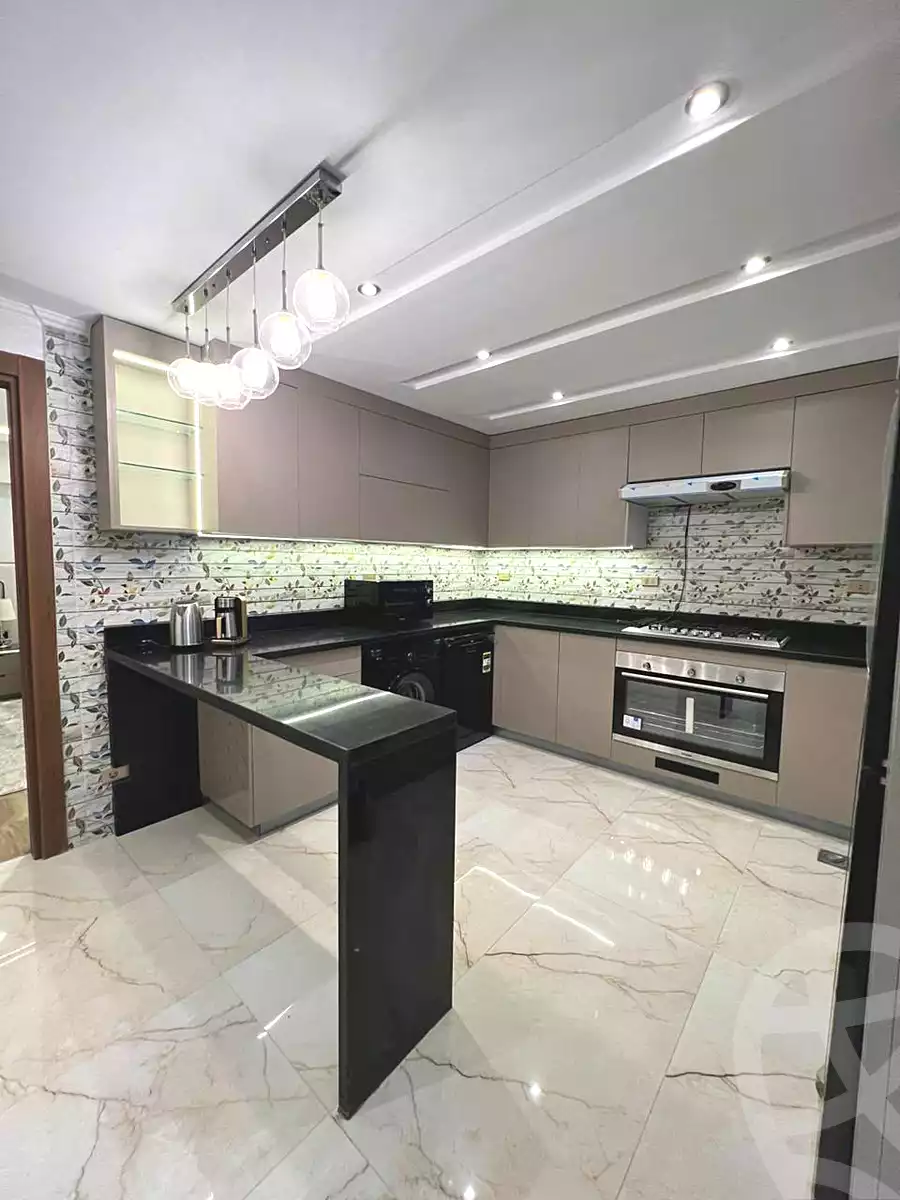 https://aqarmap.com.eg/en/listing/7250701-for-sale-cairo-new-cairo-compounds-mwrd-fq-llttwyr
