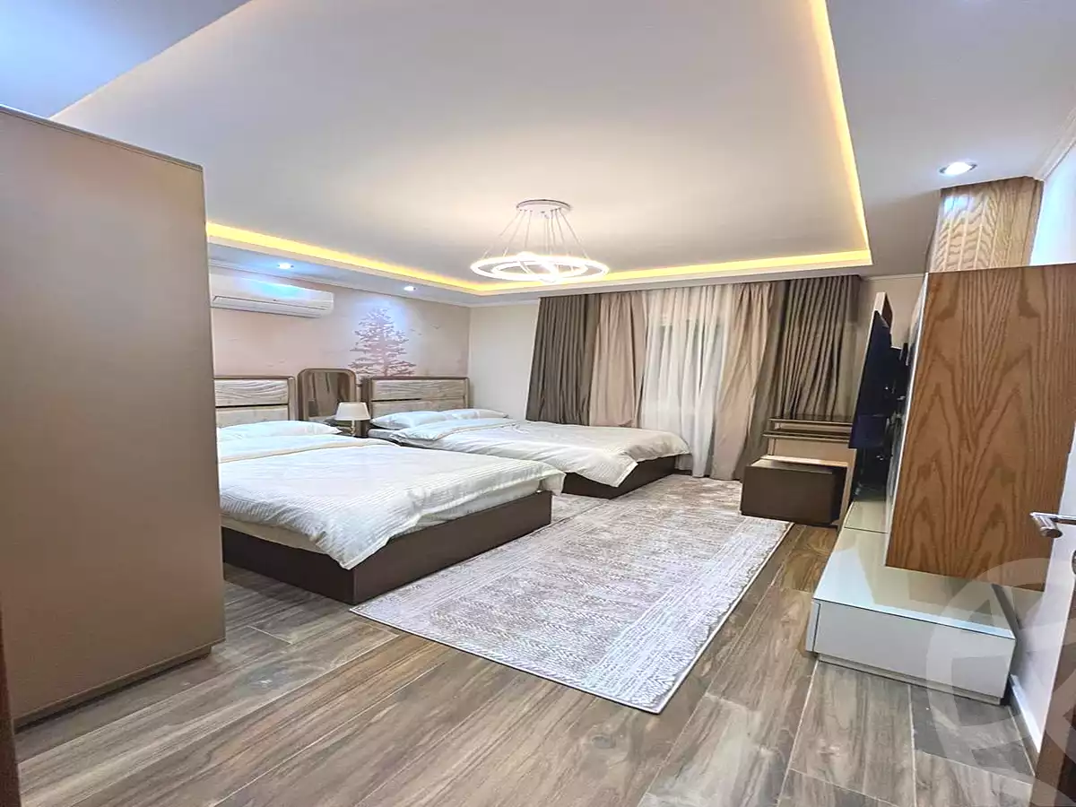 https://aqarmap.com.eg/ar/listing/7250795-for-sale-cairo-new-cairo-compounds-mwrd-fq-llttwyr