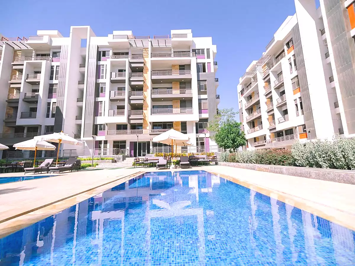 https://aqarmap.com.eg/ar/listing/7250850-for-sale-cairo-new-cairo-compounds-dh-ykwn-2-ryzydns-styl-hwm