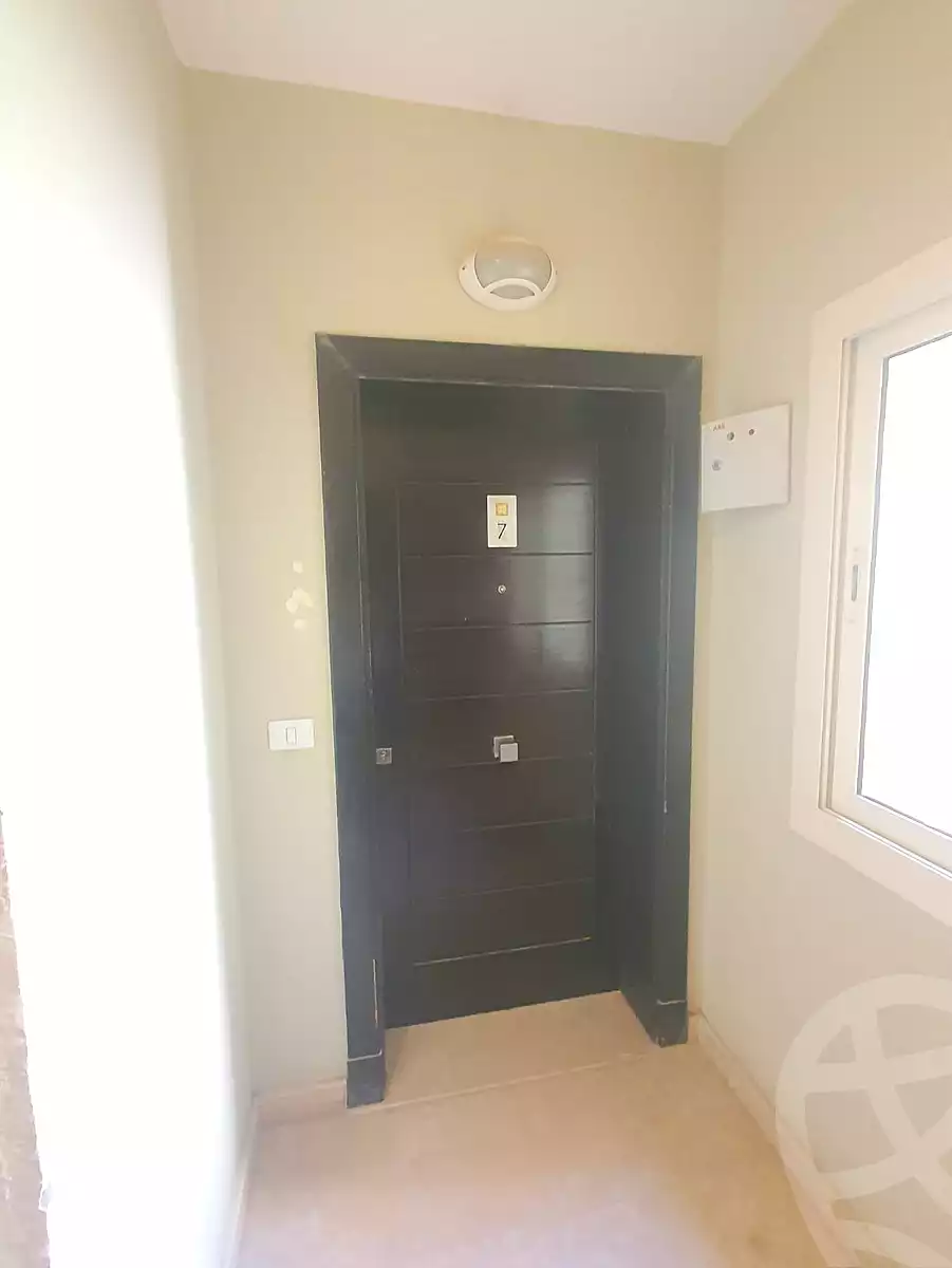 https://aqarmap.com.eg/en/listing/7250885-for-rent-cairo-el-sheikh-zayed-city-compounds-dh-drys
