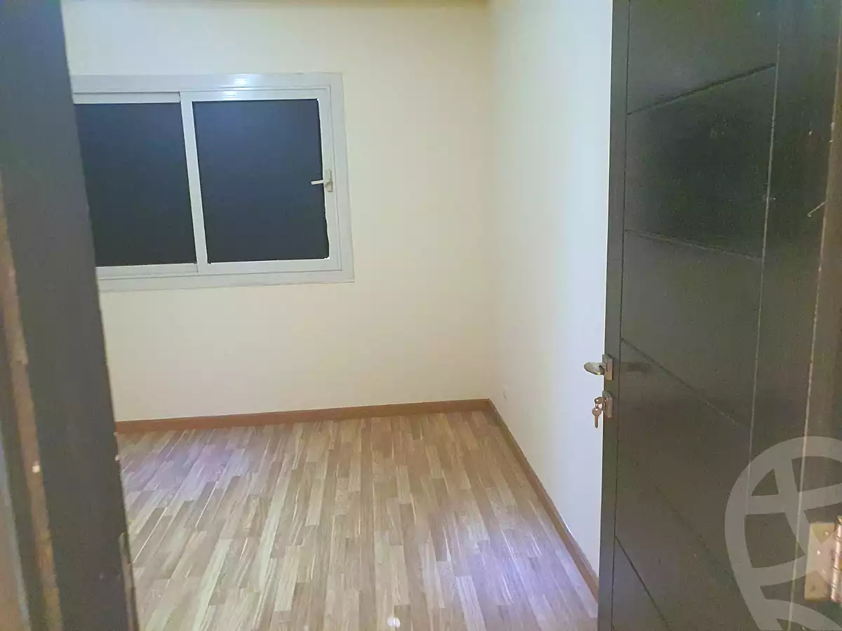 https://aqarmap.com.eg/en/listing/7250885-for-rent-cairo-el-sheikh-zayed-city-compounds-dh-drys