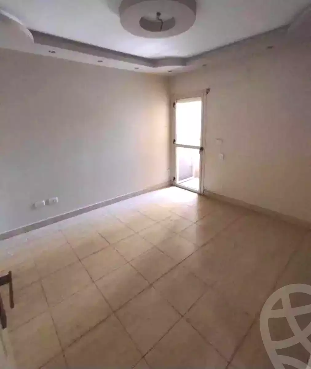 https://aqarmap.com.eg/ar/listing/7250967-for-rent-alexandria-moharram-bey