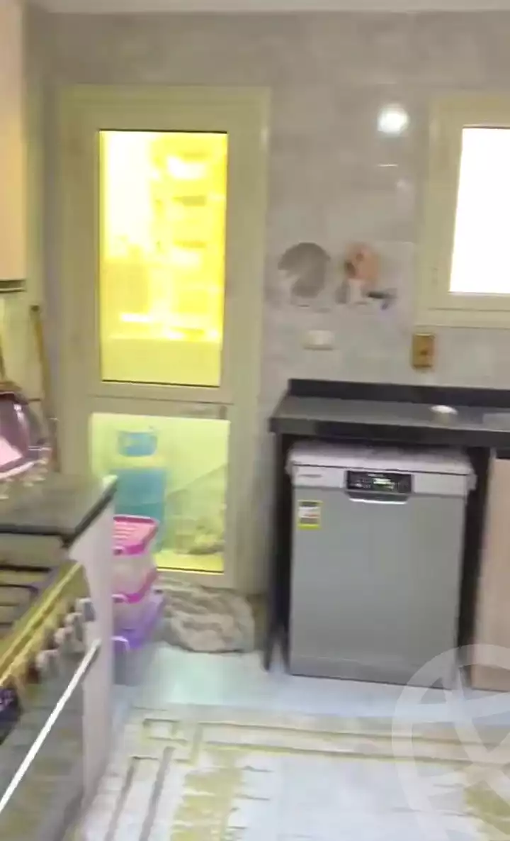 https://aqarmap.com.eg/ar/listing/7250982-for-rent-cairo-ain-shams-6-october-st