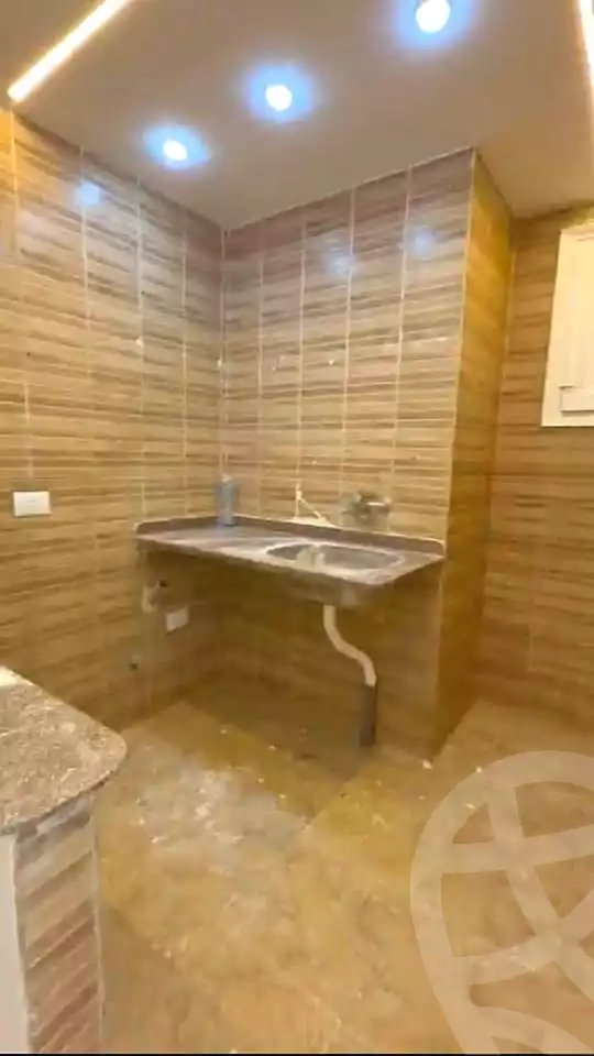 https://aqarmap.com.eg/en/listing/7251184-for-sale-alexandria-el-asafra-shr-mlk-hfny