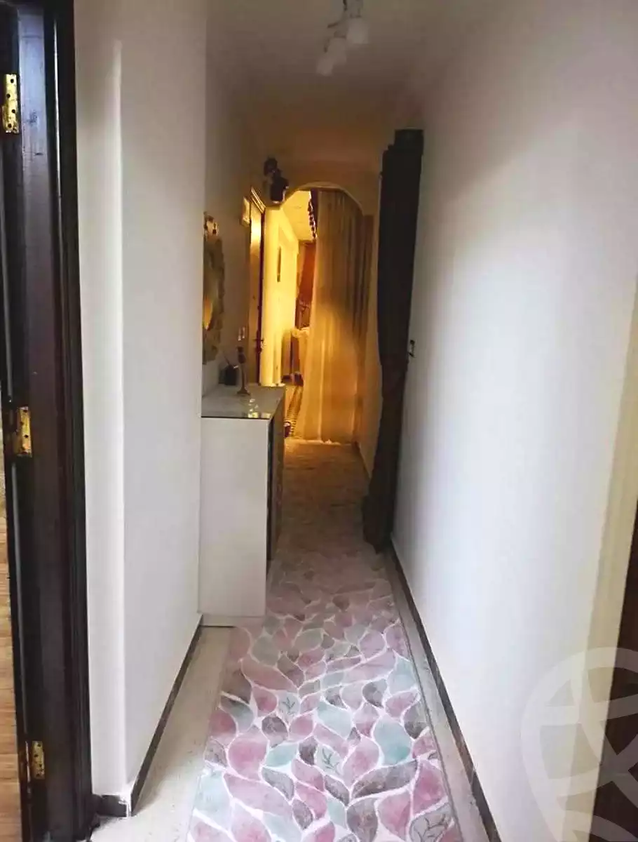 https://aqarmap.com.eg/en/listing/7251208-for-sale-alexandria-krmwz