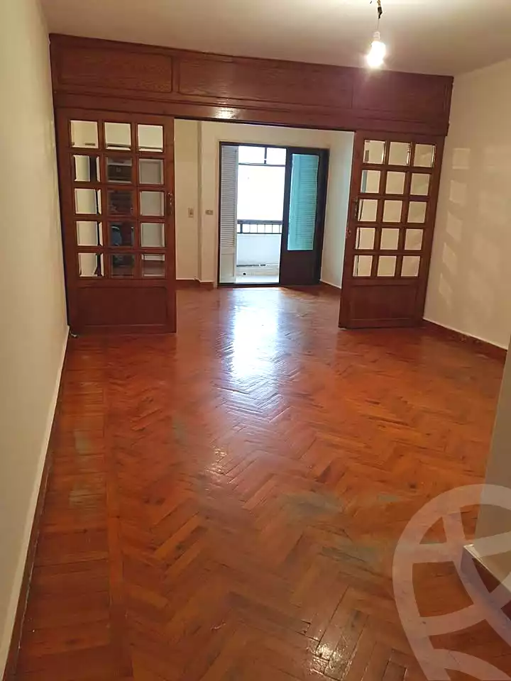 https://aqarmap.com.eg/ar/listing/7251235-for-sale-alexandria-lauran-mohammed-al-eqbal-st