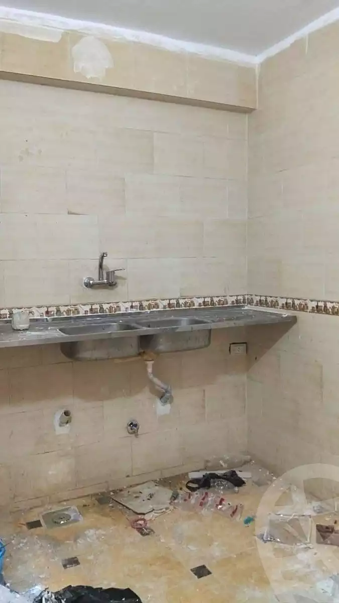 https://aqarmap.com.eg/ar/listing/7145175-for-sale-alexandria-al-agamy-el-hanouvel