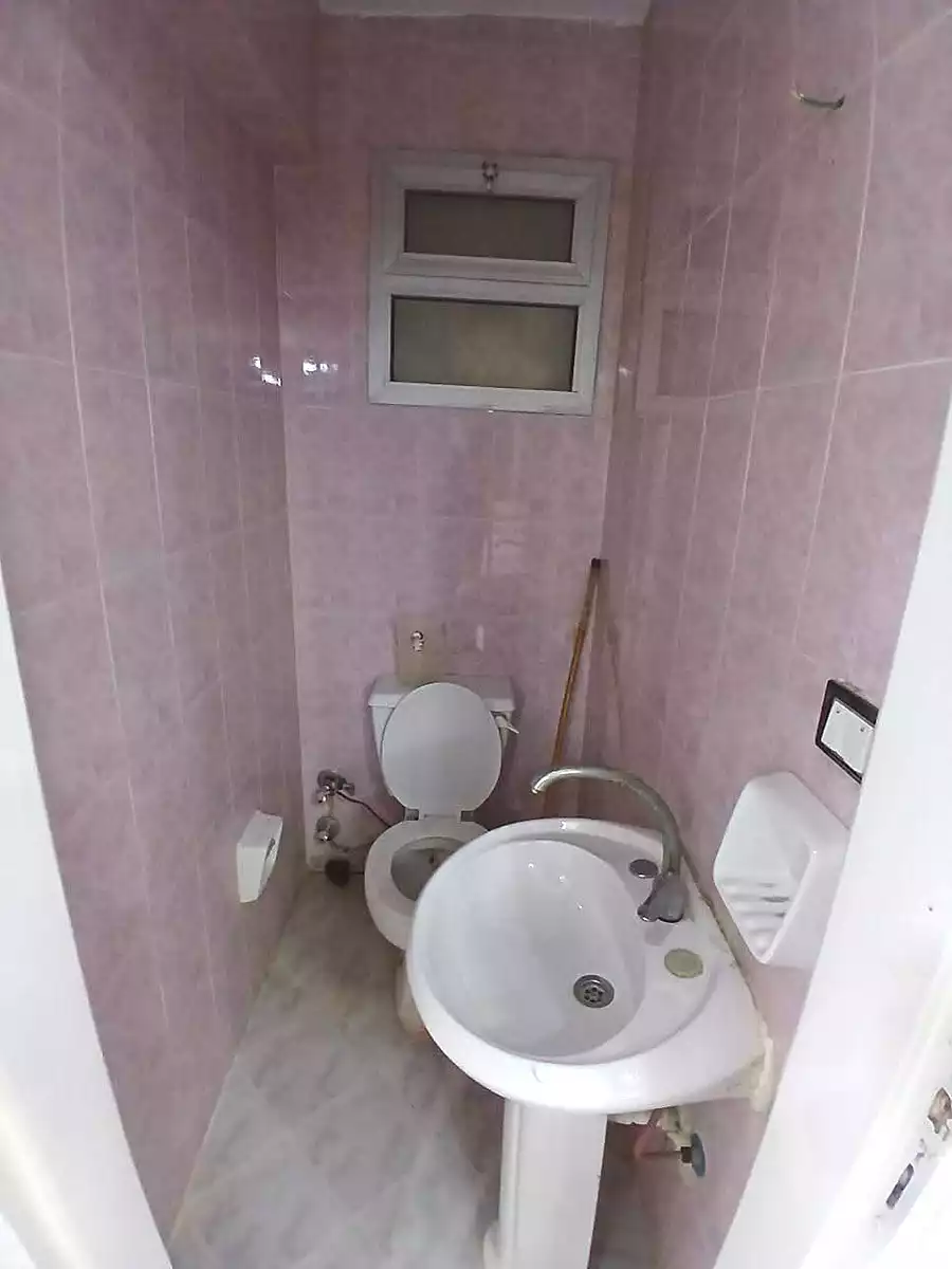 https://aqarmap.com.eg/en/listing/7251695-for-sale-alexandria-al-agamy-shataa-el-nakheel