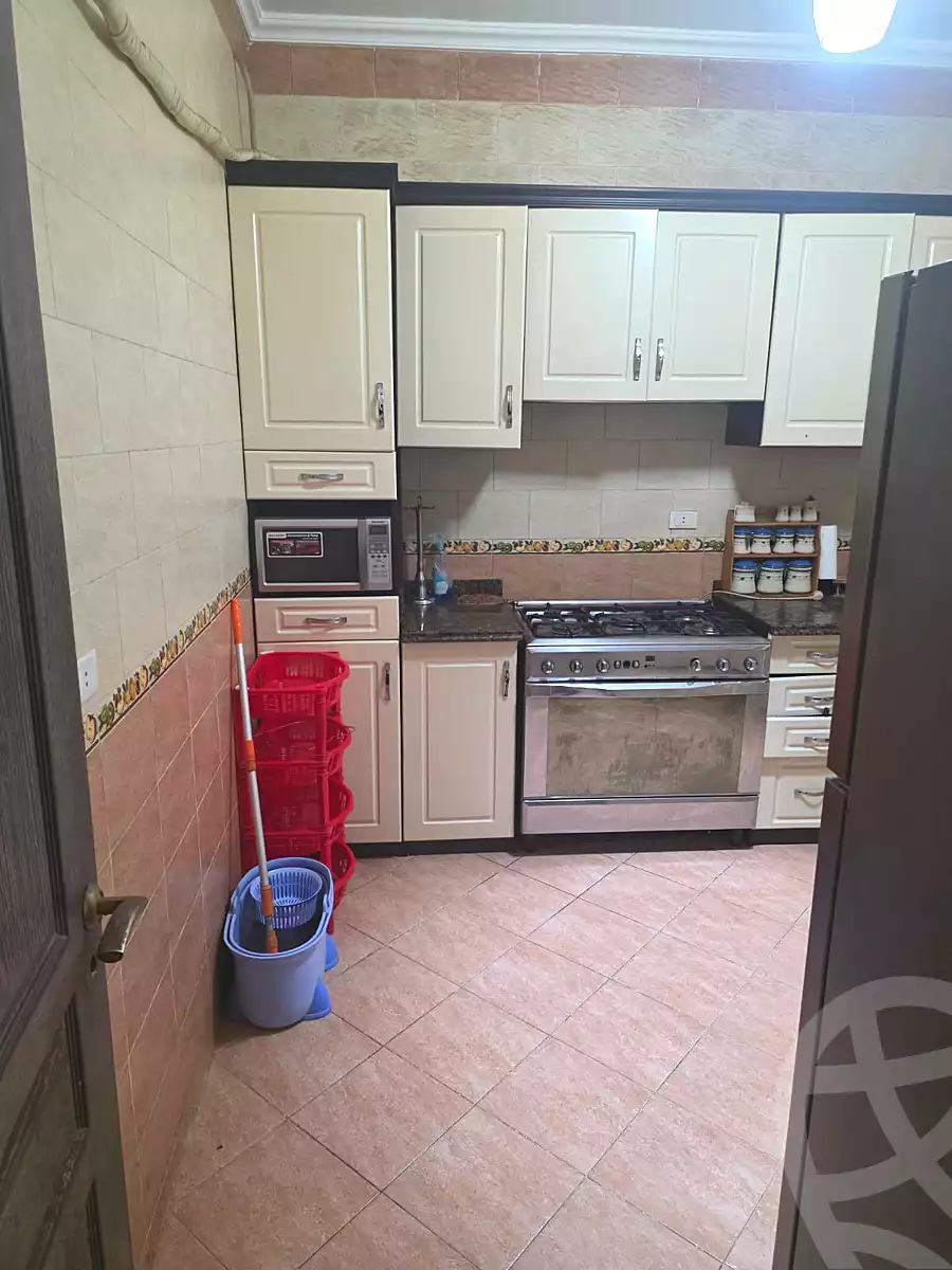 https://aqarmap.com.eg/ar/listing/7251684-for-rent-cairo-6th-of-october-el-hay-el-motamyz-fourth-touristic-village-mohamed-ahmed-barhoma-st