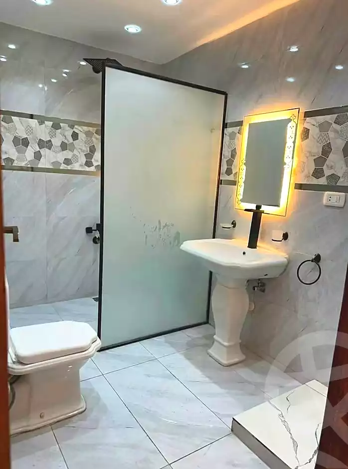 https://aqarmap.com.eg/en/listing/7251984-for-sale-cairo-ain-shams-ahmed-esmat-st