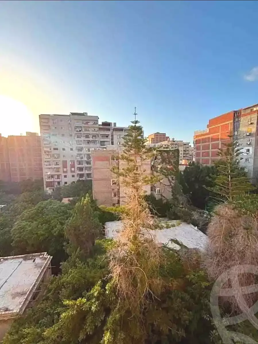 https://aqarmap.com.eg/ar/listing/7252188-for-sale-alexandria-al-agamy-lbytsh