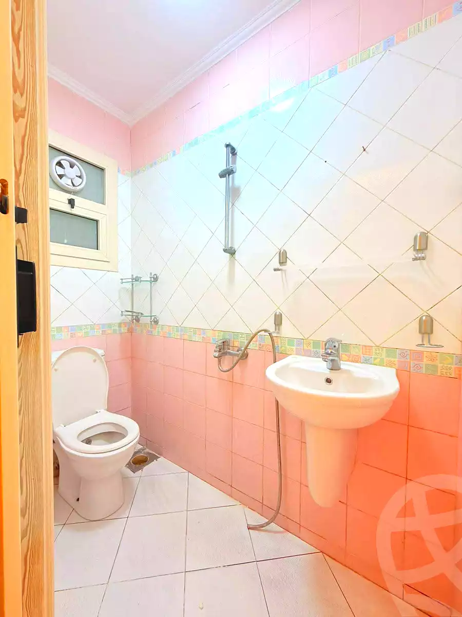 https://aqarmap.com.eg/en/listing/7252451-for-sale-alexandria-al-agamy-shataa-el-nakheel