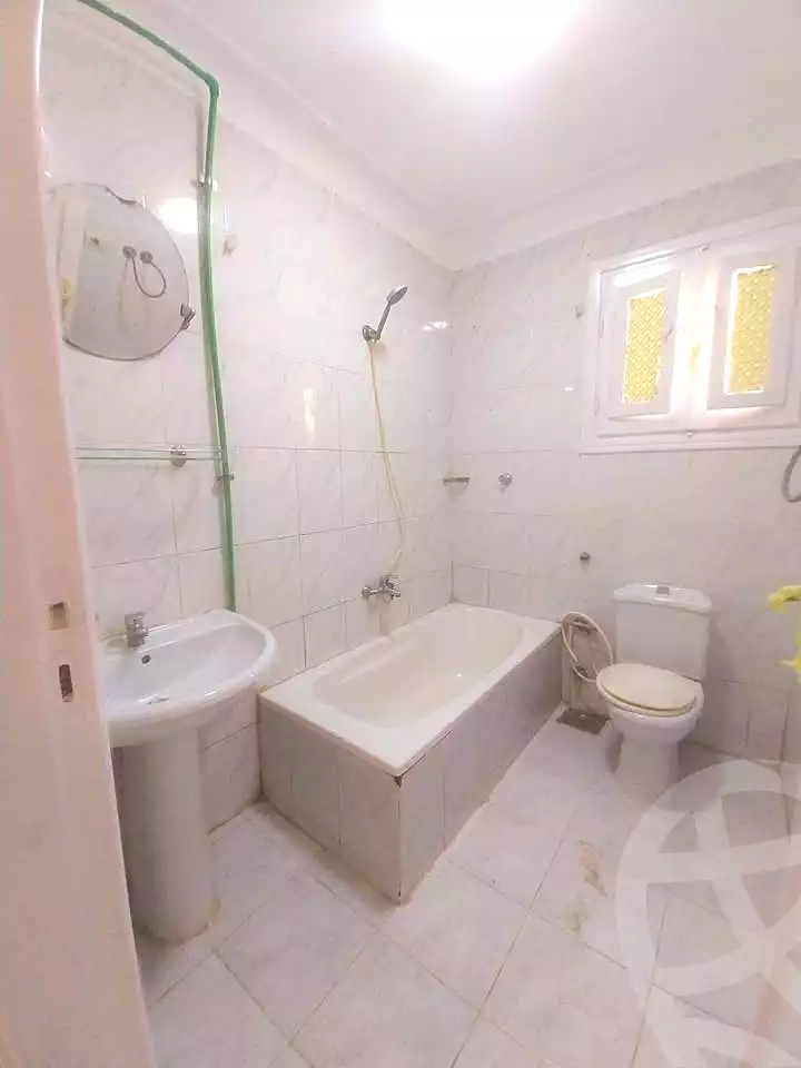 https://aqarmap.com.eg/ar/listing/7145051-for-sale-alexandria-al-agamy-shataa-el-nakheel