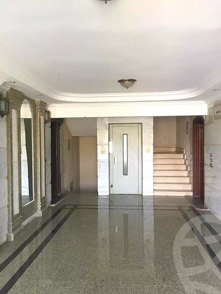 https://aqarmap.com.eg/ar/listing/7252820-for-sale-cairo-el-sheikh-zayed-city-el-hay-elthamen-area-1