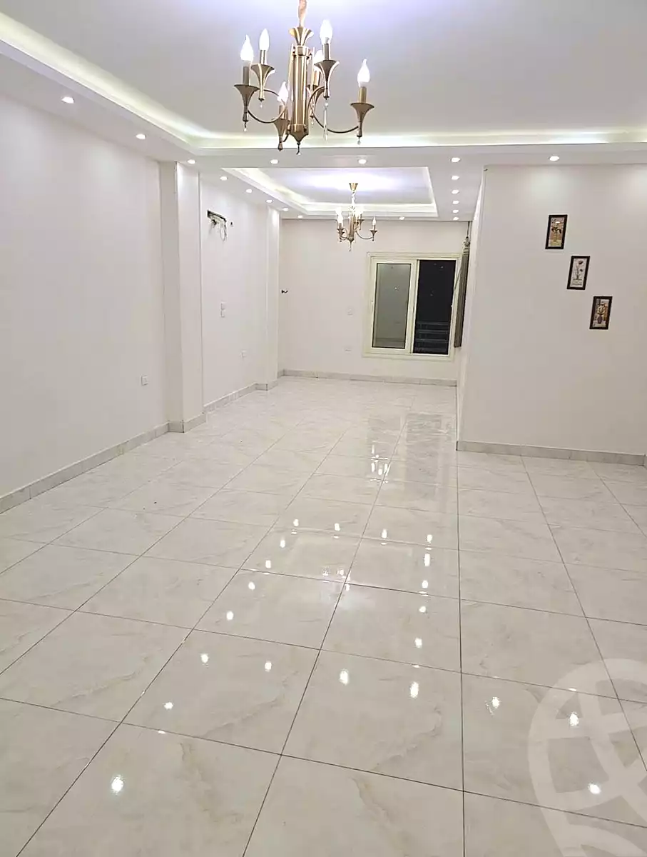 https://aqarmap.com.eg/ar/listing/7252835-for-sale-cairo-6th-of-october-el-ahyaa-neighborhood-3rd-al-hay-al-thalith-st