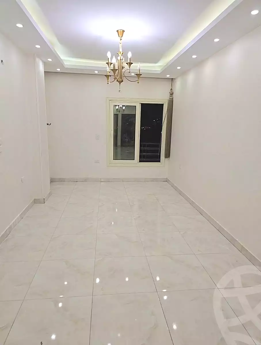 https://aqarmap.com.eg/ar/listing/7252835-for-sale-cairo-6th-of-october-el-ahyaa-neighborhood-3rd-al-hay-al-thalith-st