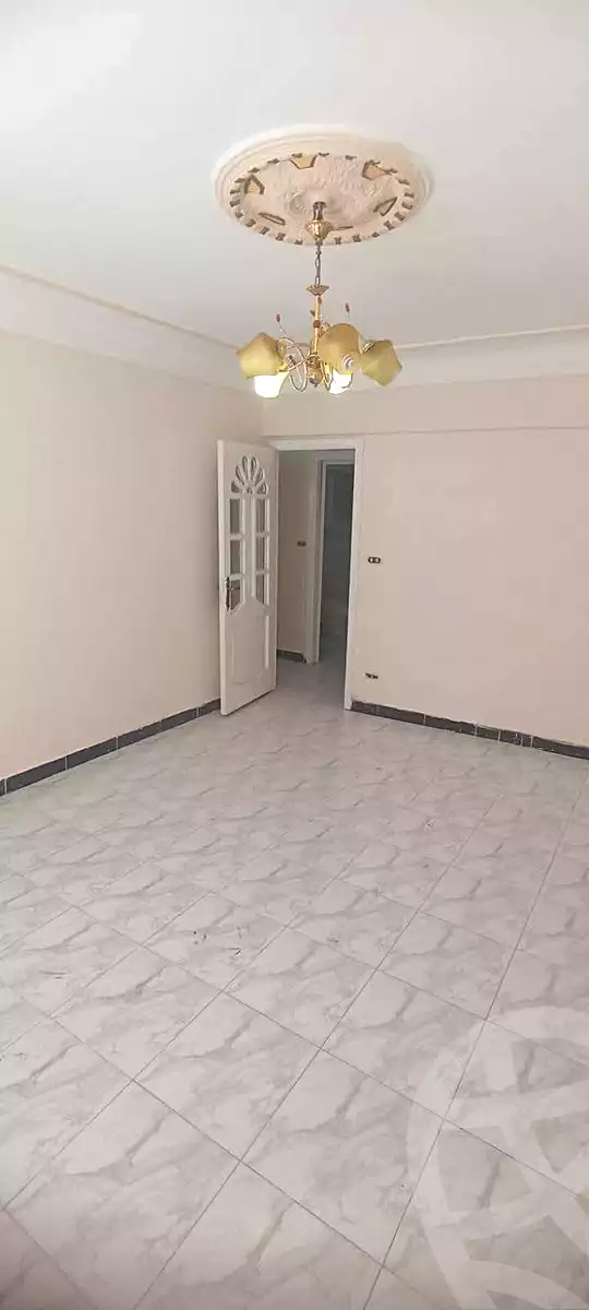 https://aqarmap.com.eg/en/listing/7145022-for-sale-alexandria-al-agamy-lbytsh-mecca-st