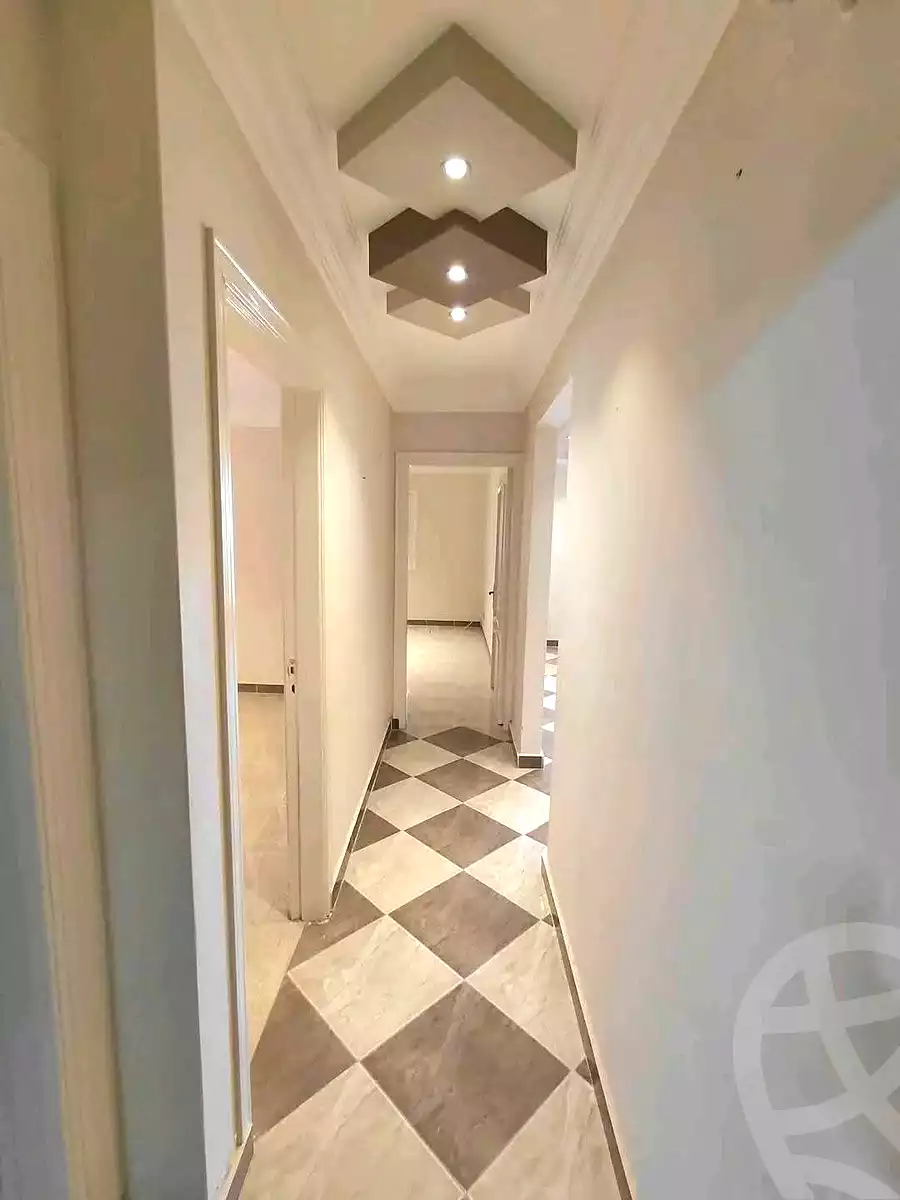 https://aqarmap.com.eg/ar/listing/7253115-for-sale-alexandria-sydy-bshr-sydy-bshr-bhry-khalil-hamada-st