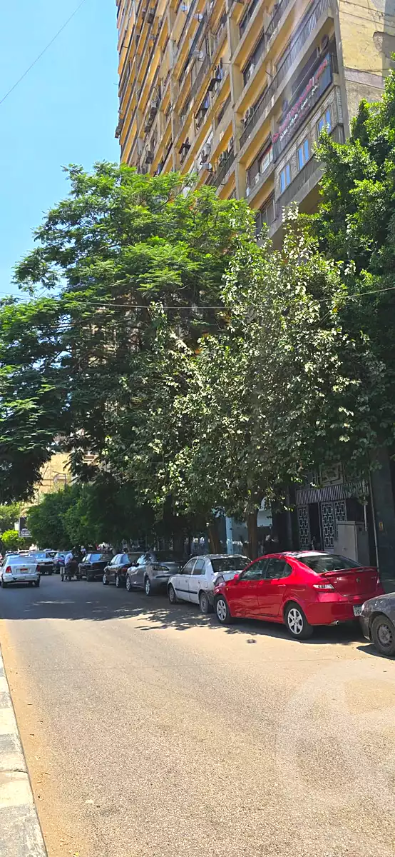 https://aqarmap.com.eg/ar/listing/7253109-for-rent-cairo-downtown-ramsis