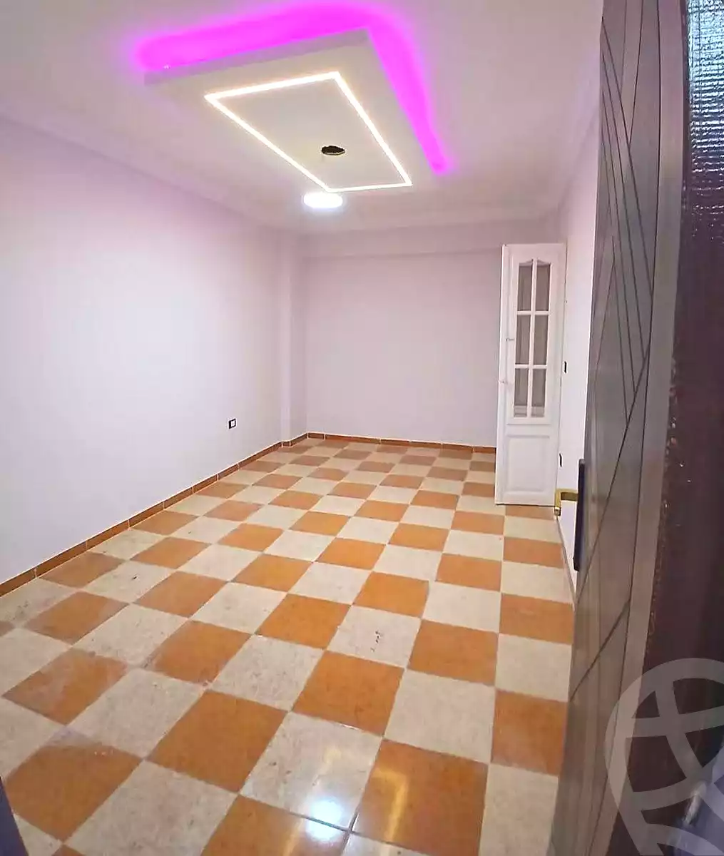 https://aqarmap.com.eg/ar/listing/7253170-for-sale-alexandria-lsywf-el-falki