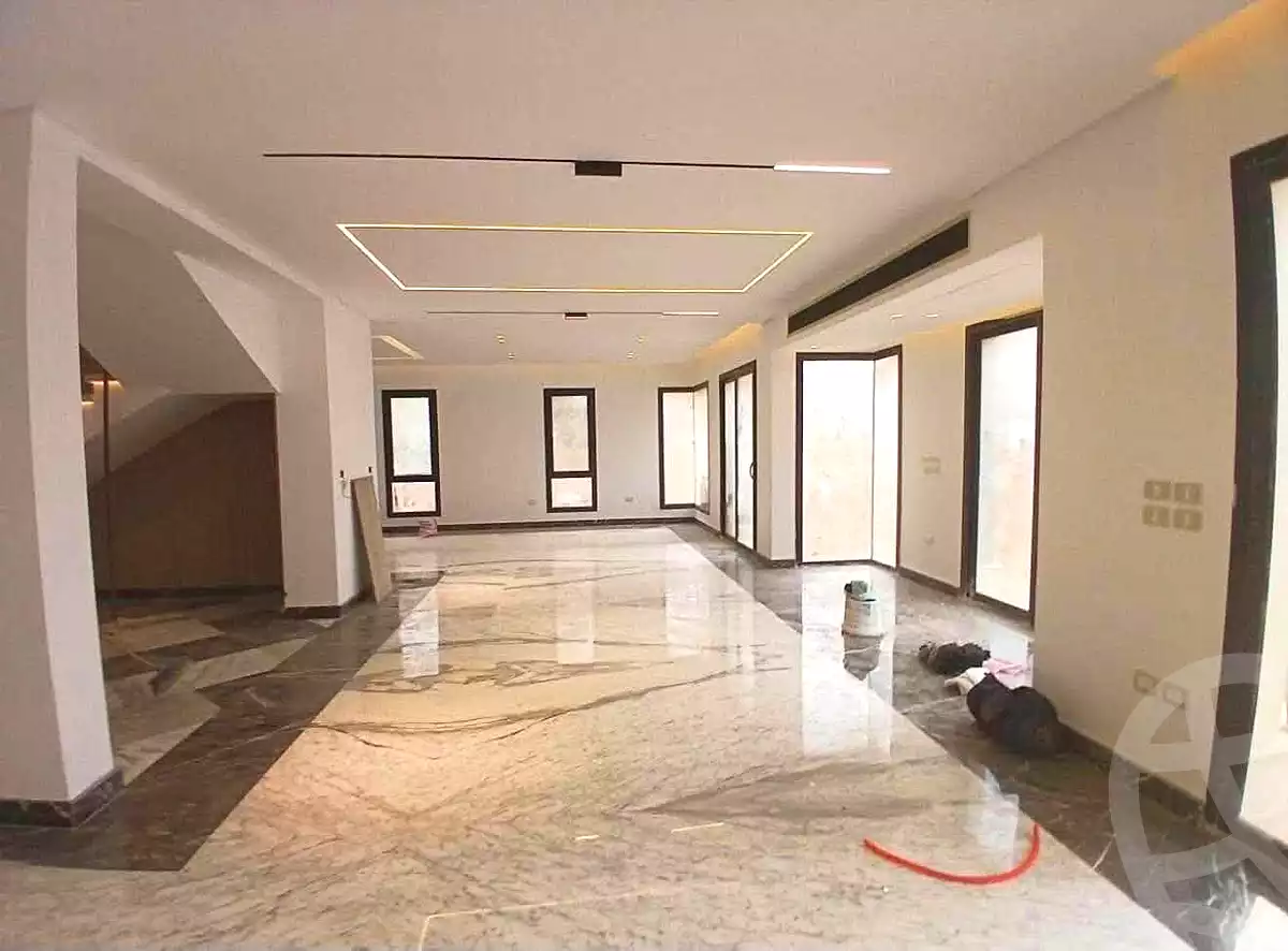 https://aqarmap.com.eg/en/listing/7253244-for-sale-cairo-new-cairo-compounds-mountain-view1-1-compound