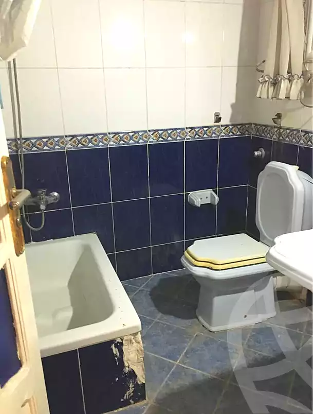 https://aqarmap.com.eg/ar/listing/7253501-for-rent-alexandria-al-agamy-lbytsh-bianchiii