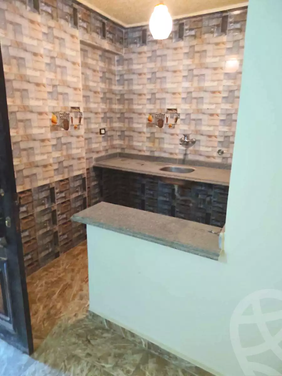 https://aqarmap.com.eg/ar/listing/7253660-for-sale-alexandria-al-agamy-lbytsh-bianchiii-street-11