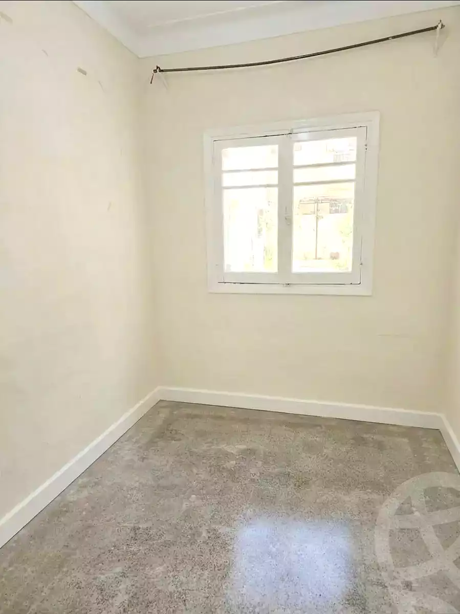 https://aqarmap.com.eg/ar/listing/7253836-for-sale-alexandria-moharram-bey-al-riaash-st