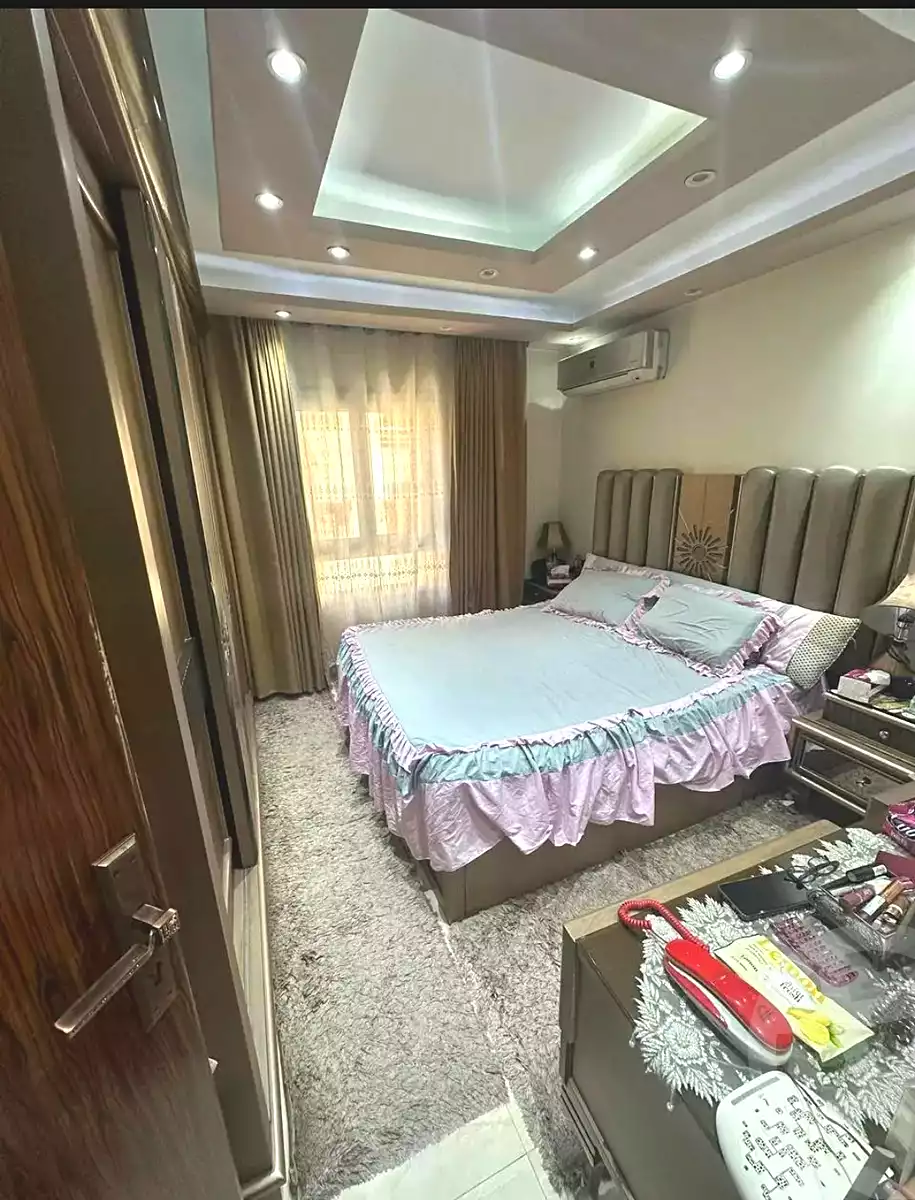 https://aqarmap.com.eg/ar/listing/7253928-for-sale-alexandria-sydy-bshr-sydy-bshr-bhry-mohamed-el-srafi-st.