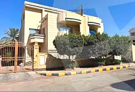 https://aqarmap.com.eg/ar/listing/7253935-for-sale-cairo-new-cairo-compounds-golden-heights-1