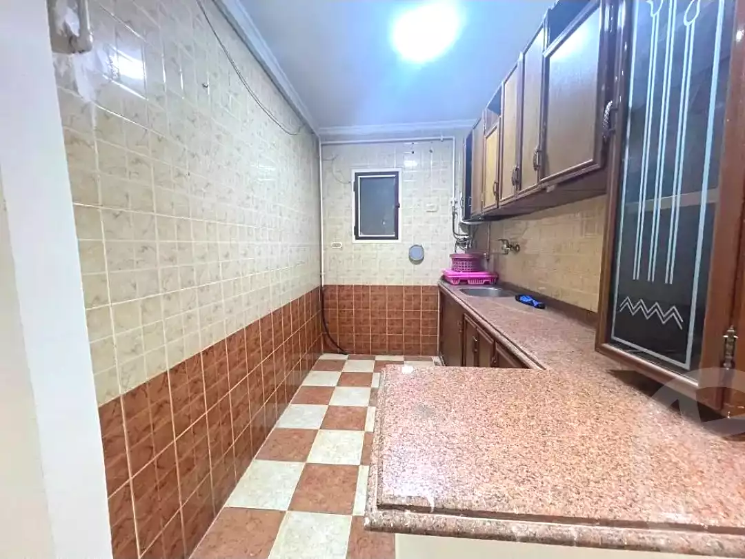 https://aqarmap.com.eg/ar/listing/7254055-for-sale-alexandria-el-asafra-l-sfr-bhry-edrees-st