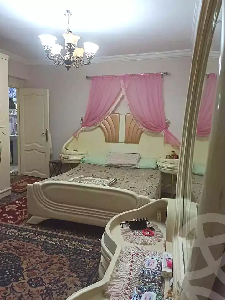 https://aqarmap.com.eg/ar/listing/7254307-for-sale-alexandria-al-agamy-el-hanouvel-yathreb-st