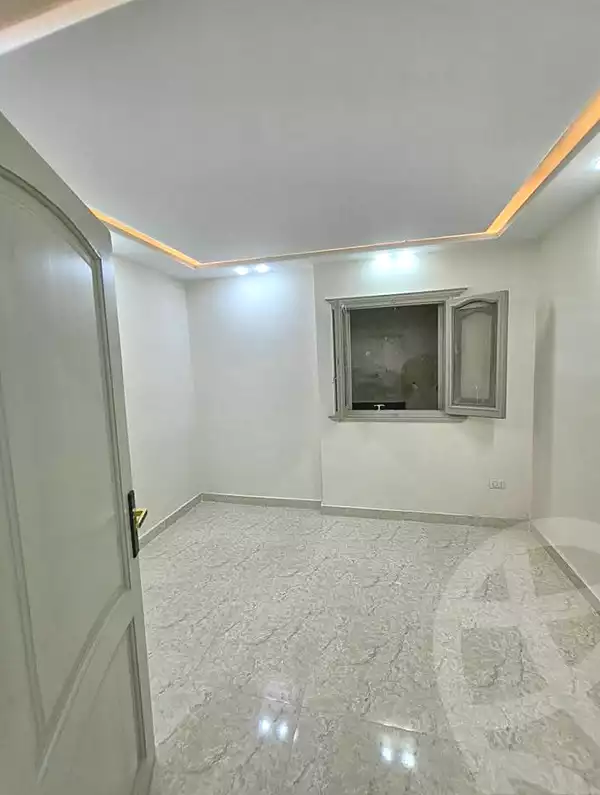 https://aqarmap.com.eg/ar/listing/7254354-for-sale-alexandria-el-asafra-l-sfr-bhry