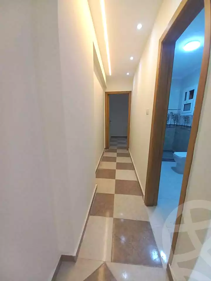 https://aqarmap.com.eg/ar/listing/7254855-for-sale-alexandria-sydy-bshr-sydy-bshr-bhry-shr-mhmd-njyb