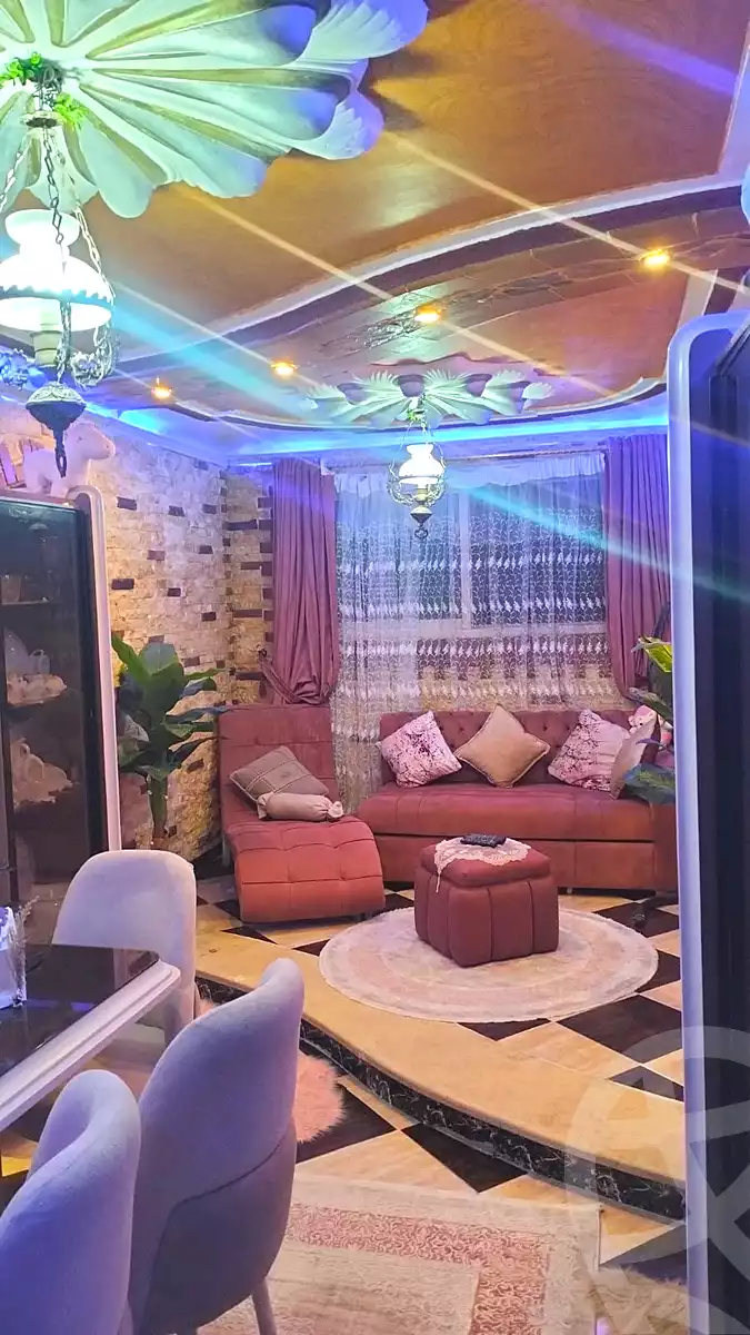 https://aqarmap.com.eg/en/listing/7255148-for-sale-alexandria-al-agamy-el-hanouvel-radwan-st