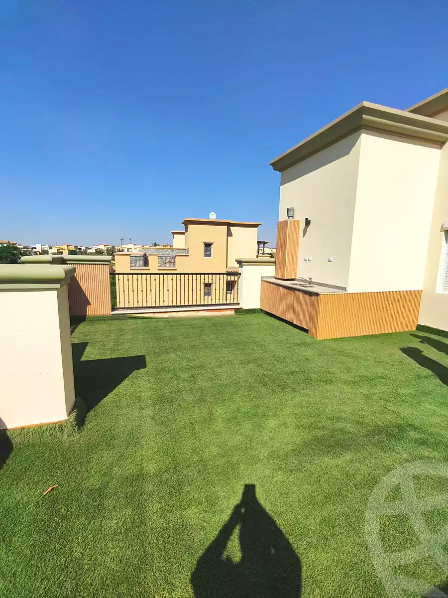 4 BR Twinhouse in Mivida, photo 5 of 7