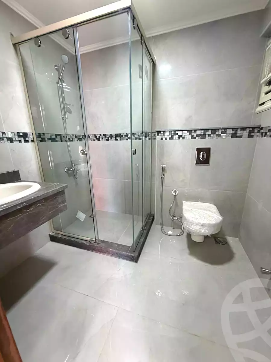 https://aqarmap.com.eg/en/listing/7255173-for-sale-cairo-new-cairo-compounds-mwrd-fq-llttwyr