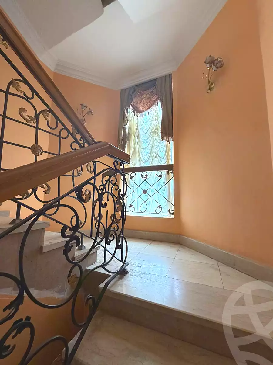 فيلا بـ٥ غرف نوم في بيفرلي هيلز، صورة ٢٣ من ٢٤